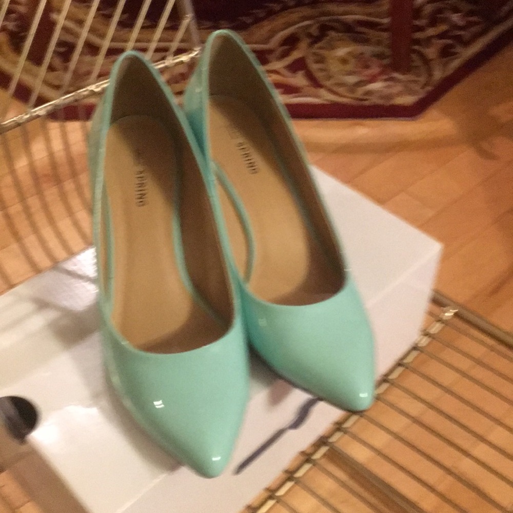 Mint green pumps